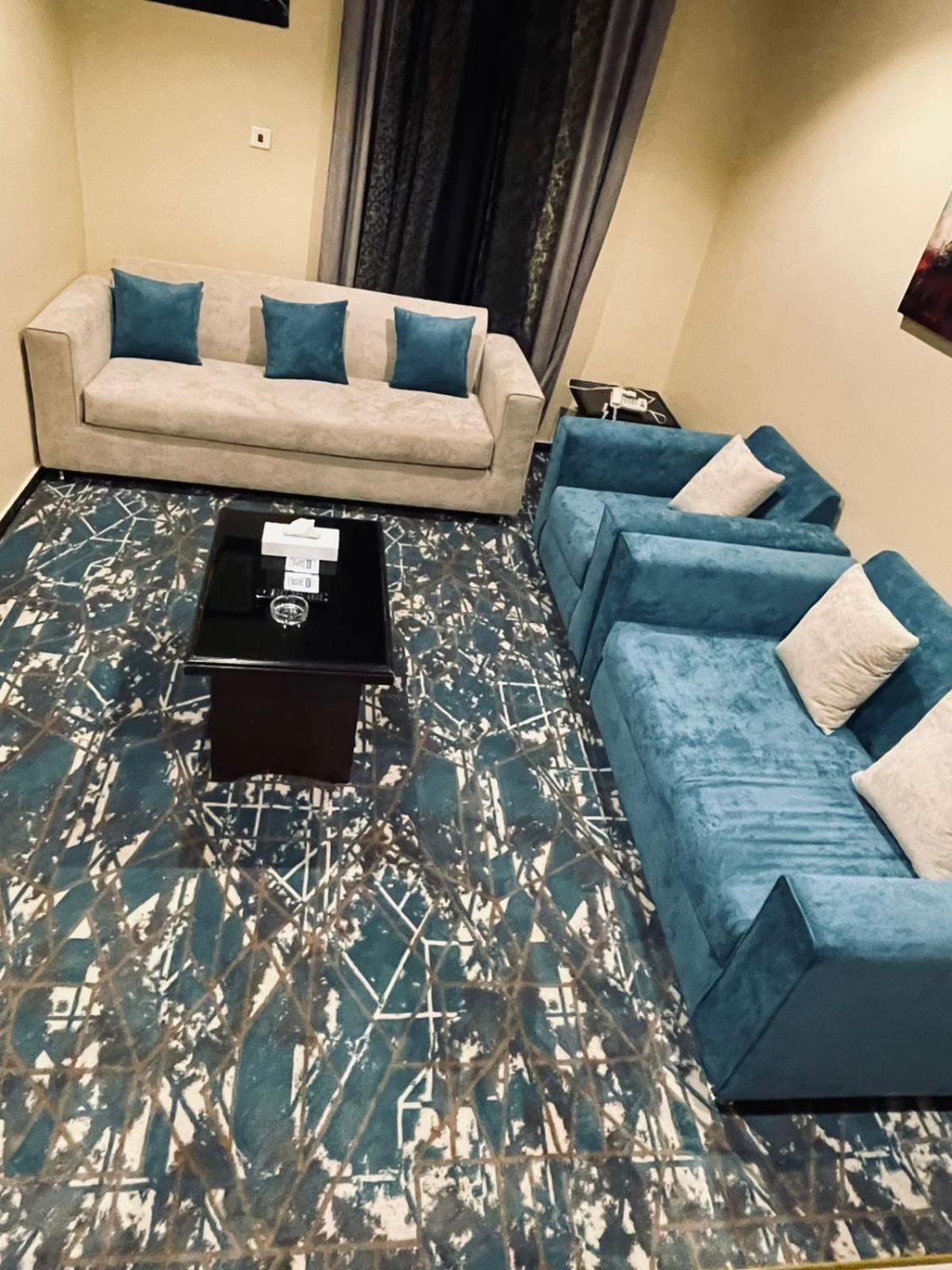 Al Taif Suites Exteriör bild
